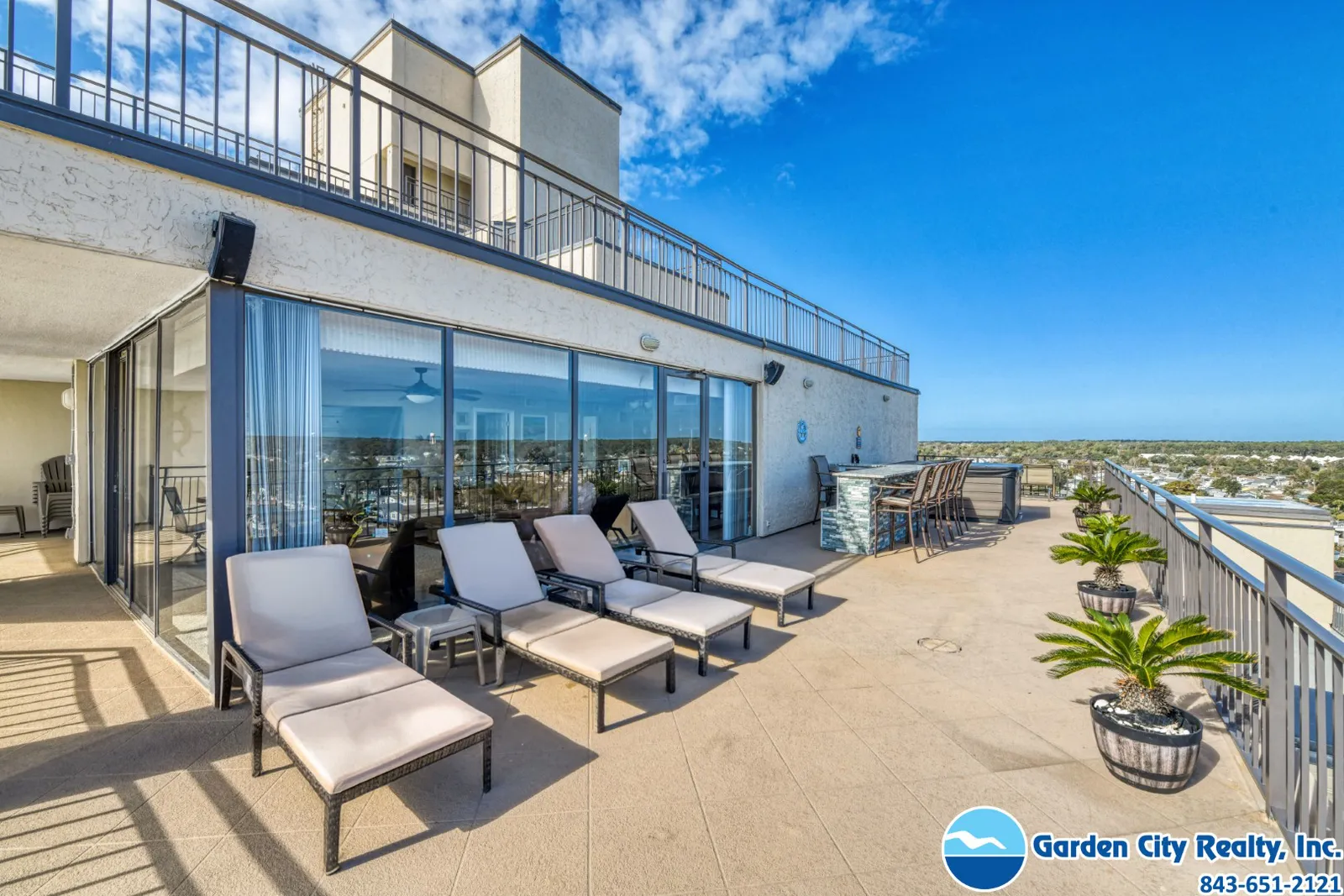 Surf Master Penthouse C photo 3
