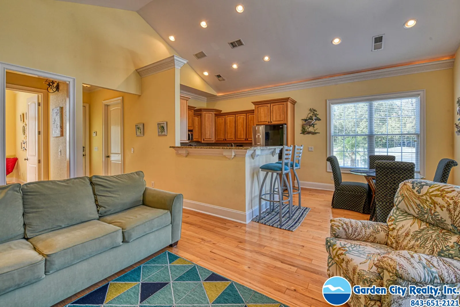 570 Vista Drive photo 8
