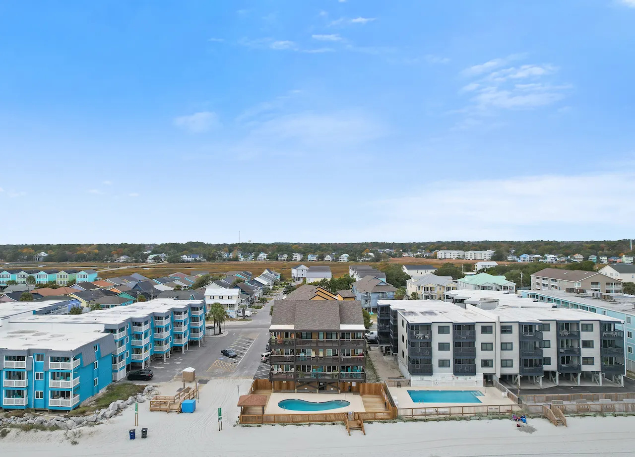After Deck, Unit 201 photo 4
