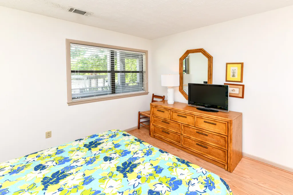Sea Grove 101 photo 10