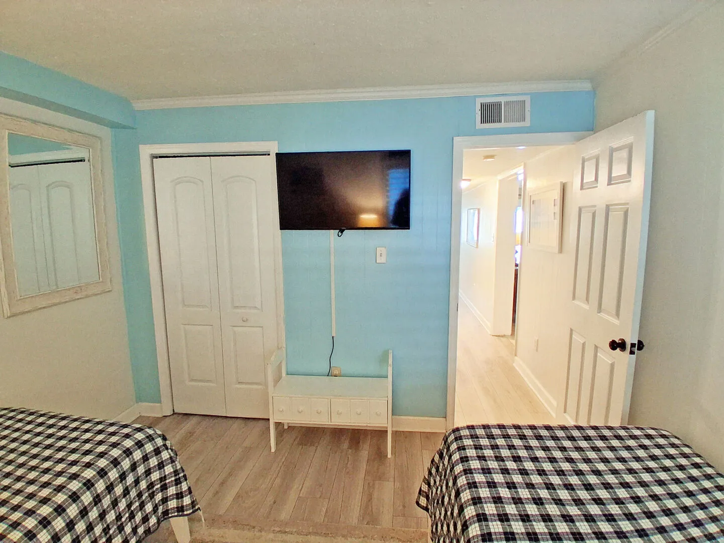 Beach House 310 photo 9