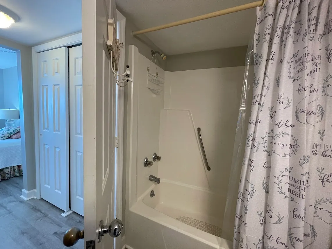 Horizon East 703 photo 20