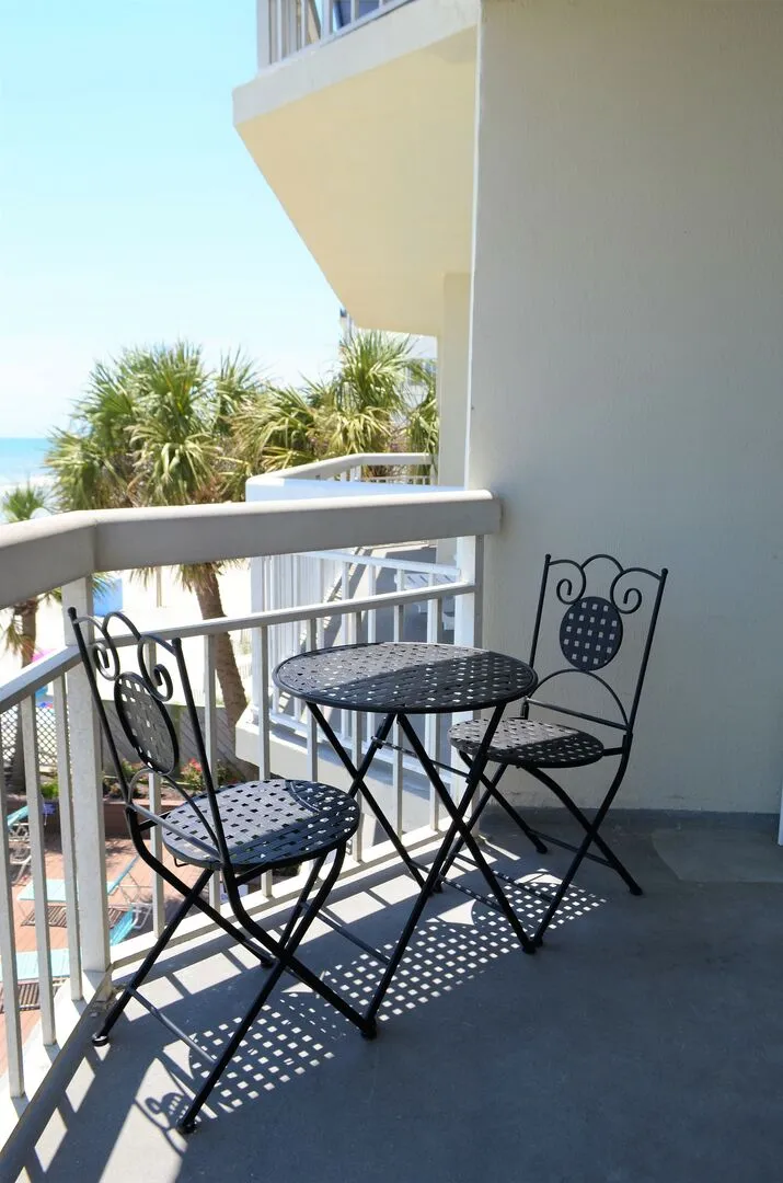 Water's Edge 211 photo 22