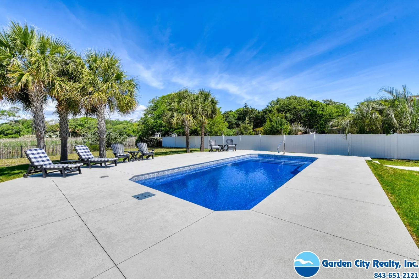 Lollipops Beach House photo 9