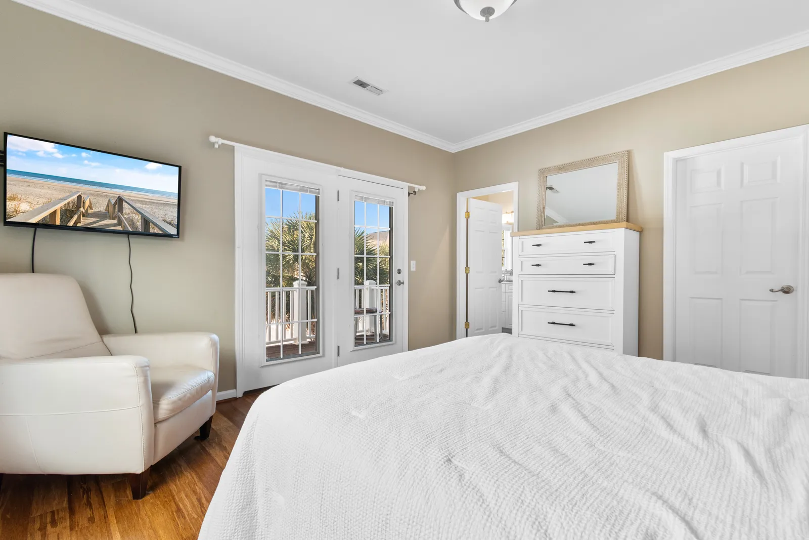 Coral Cove photo 17