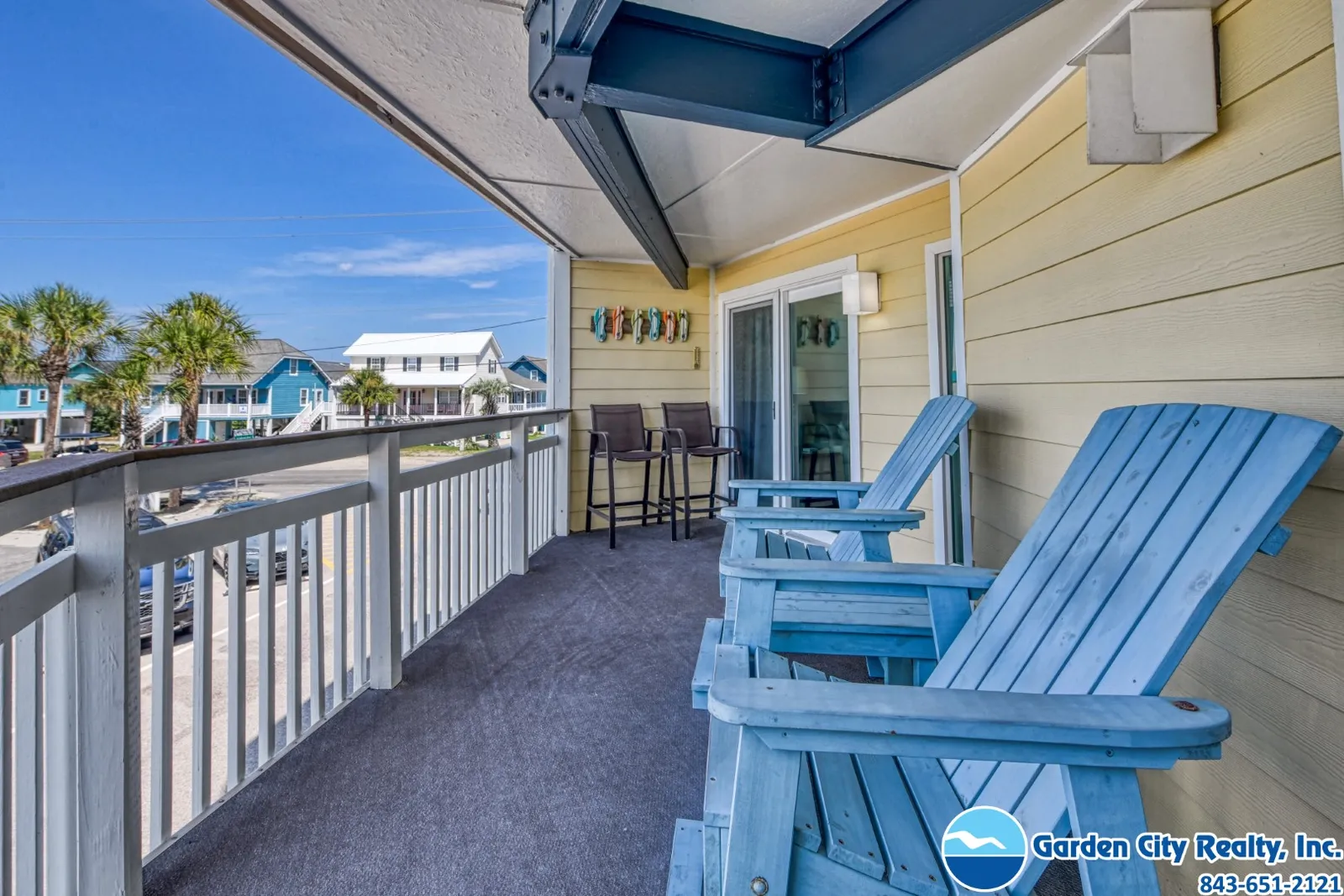 Afterdeck 102 photo 5
