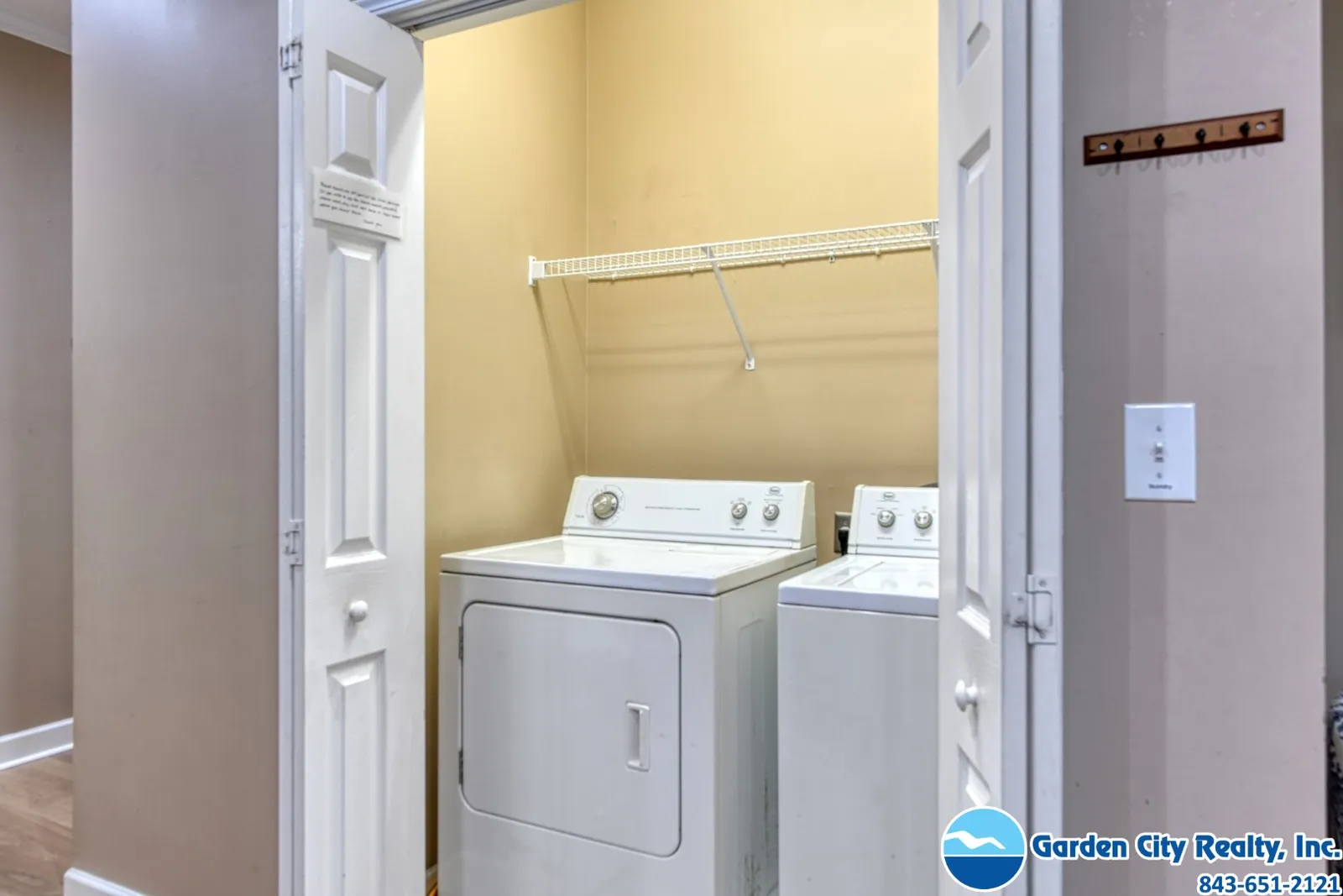 Sea Breeze Whole House photo 23