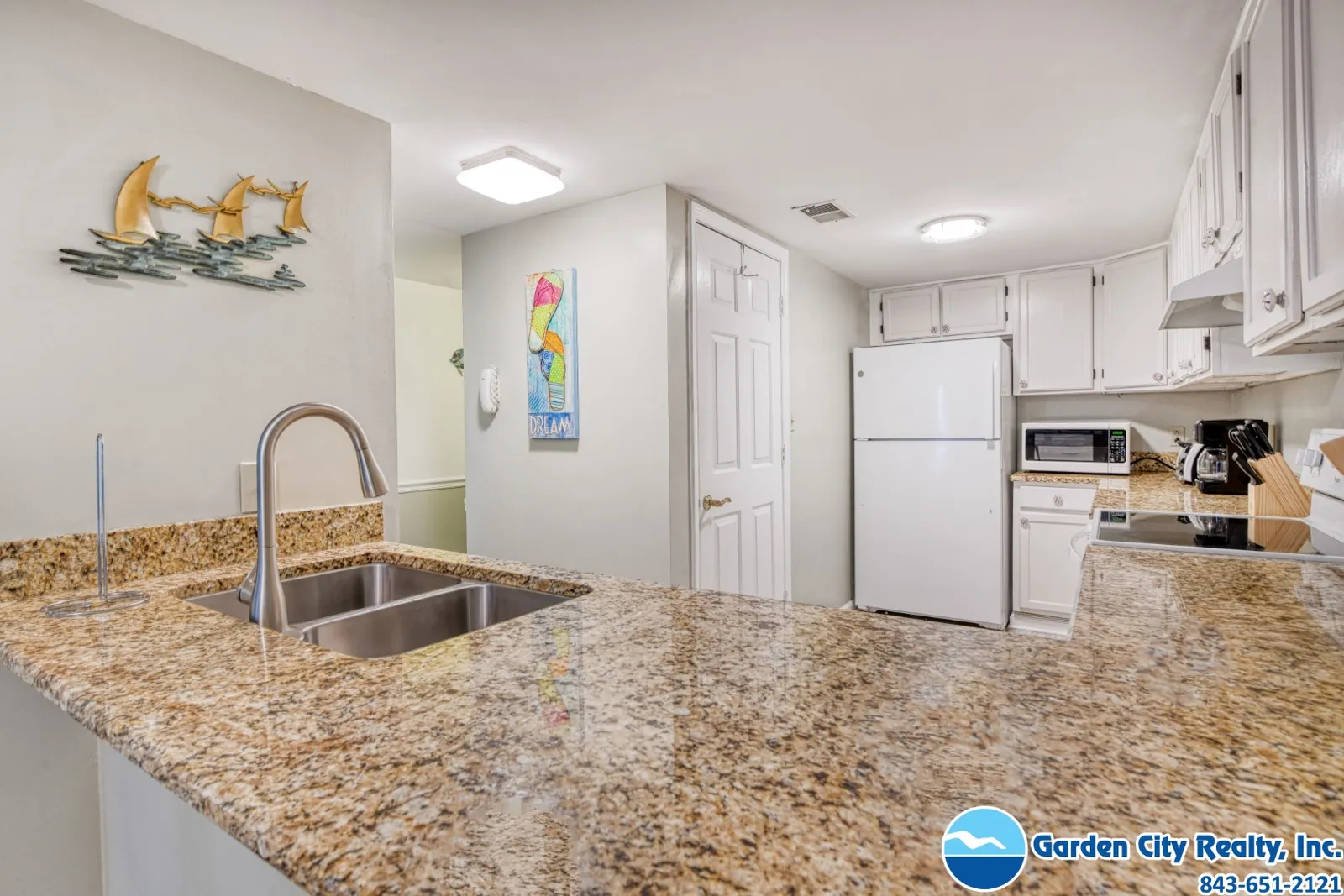 Horizon East 203 photo 16