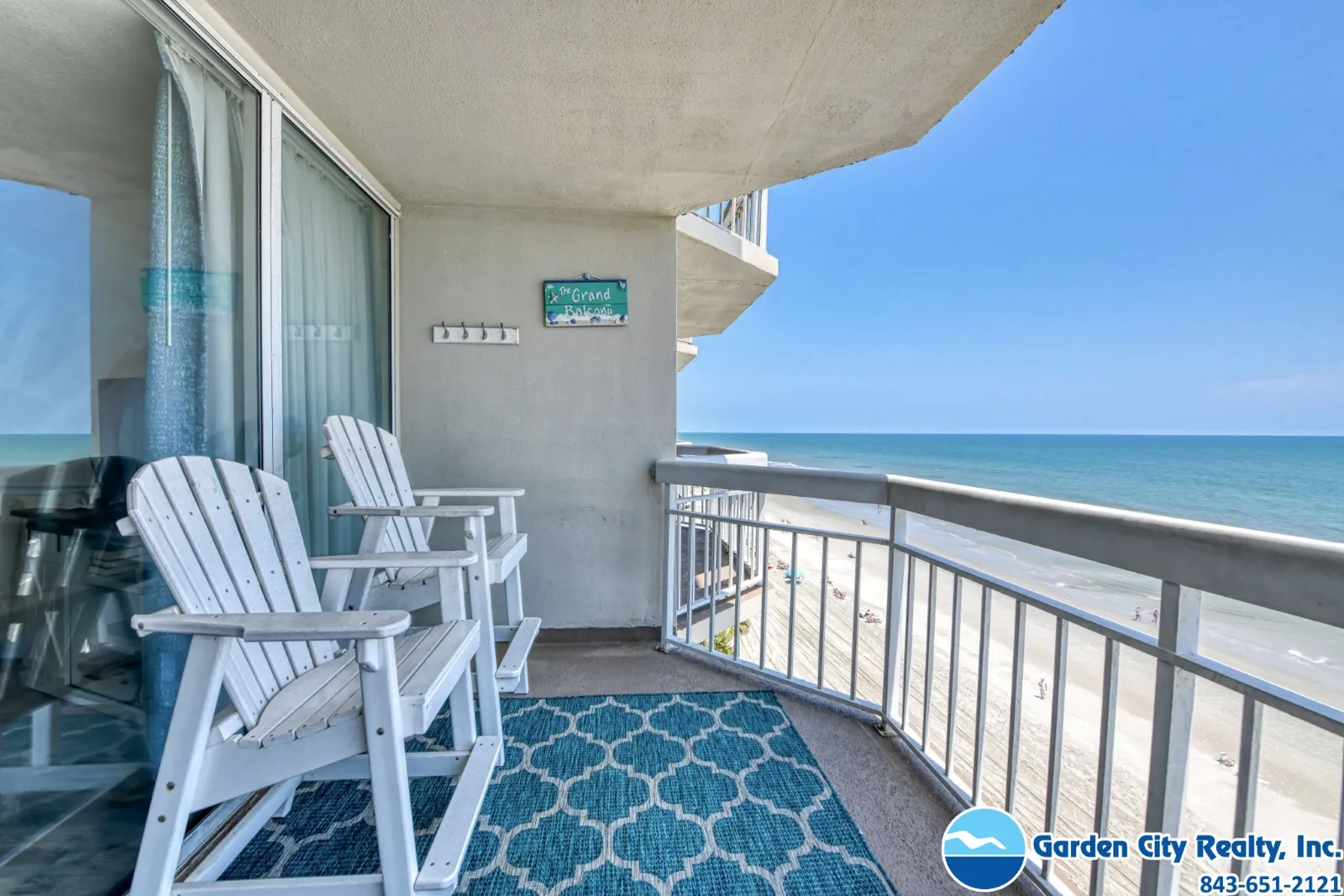 Water's Edge 708 photo 1