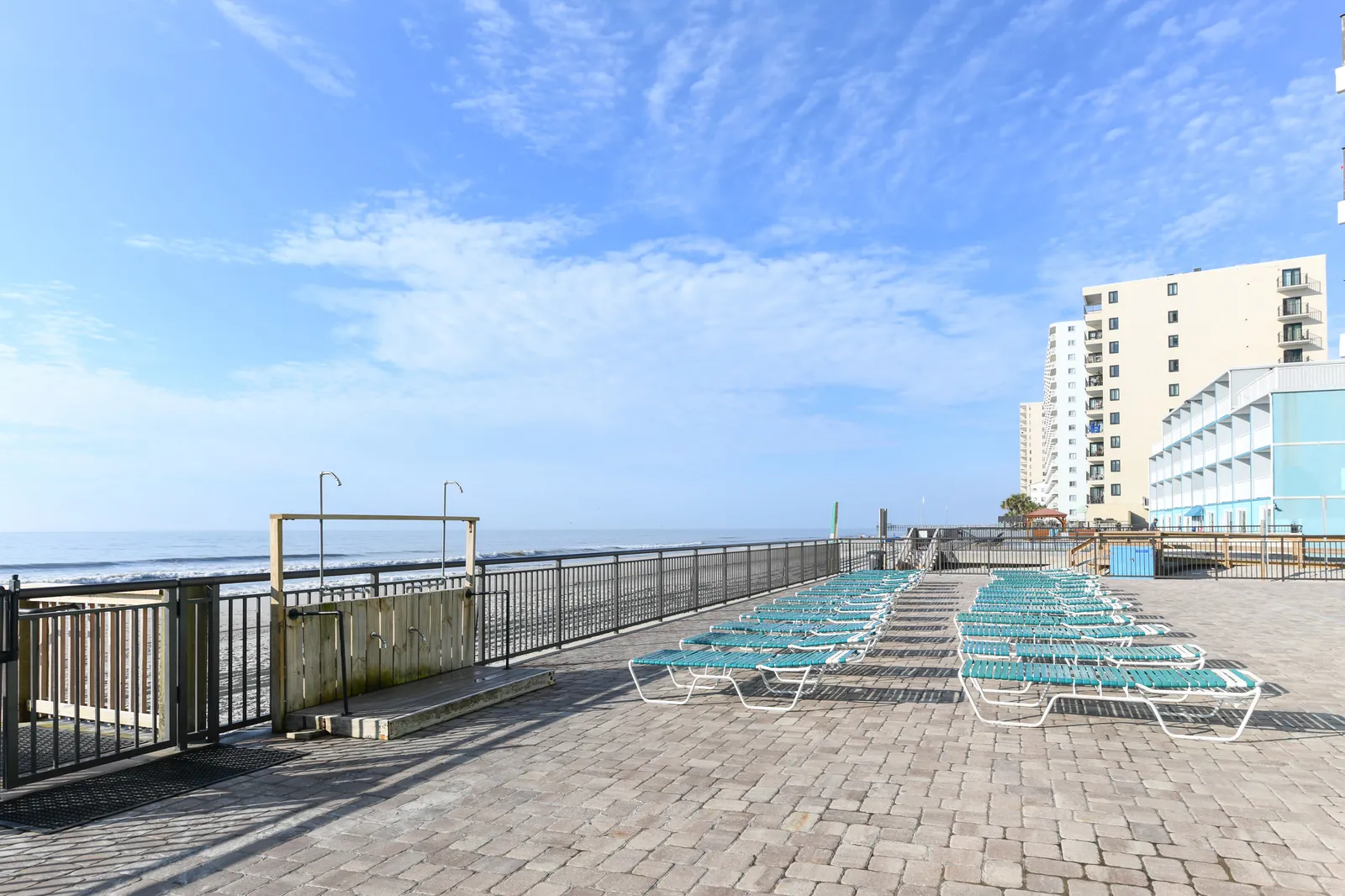 Royal Garden Resort 1009 photo 18