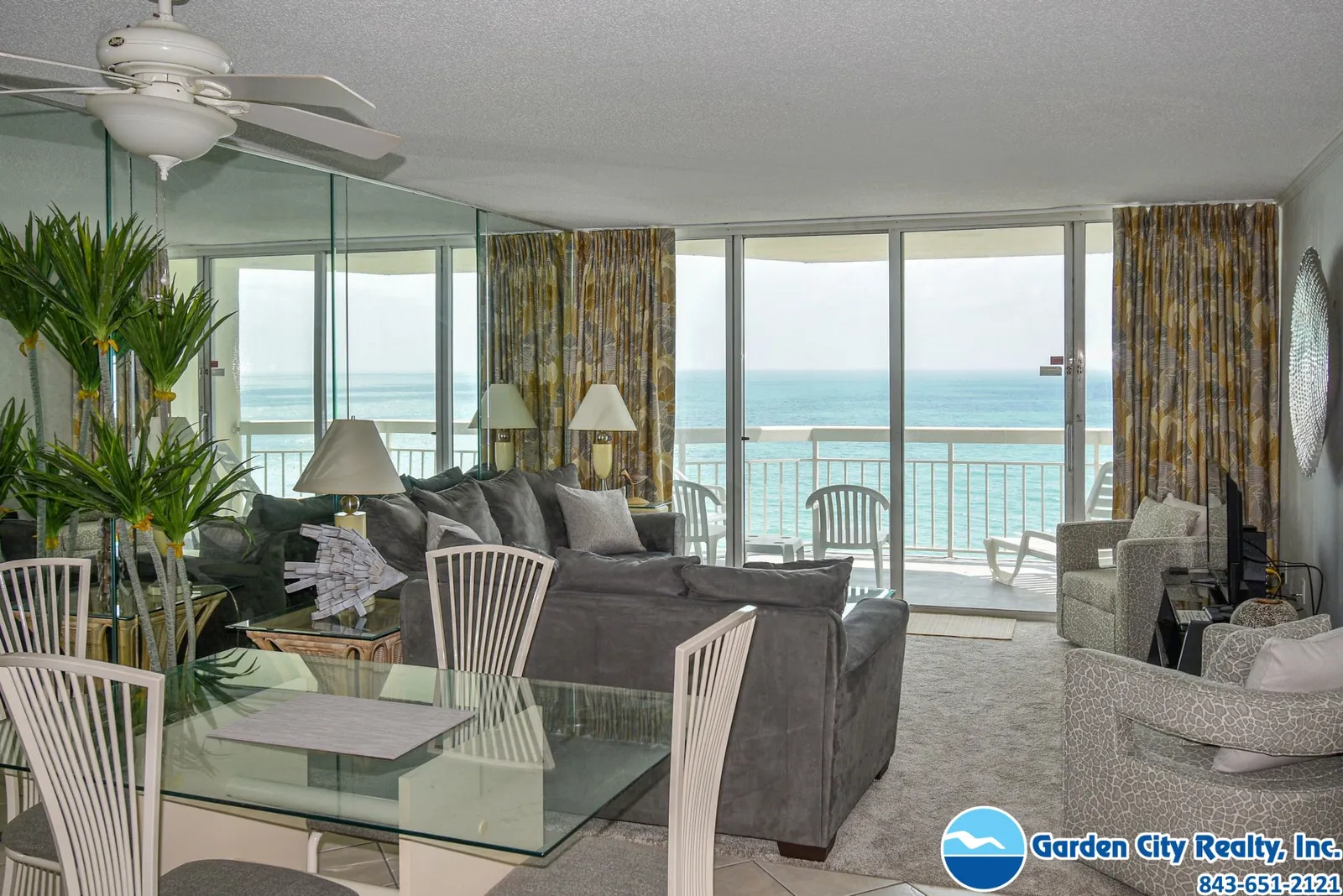 Water's Edge 1511 photo 9