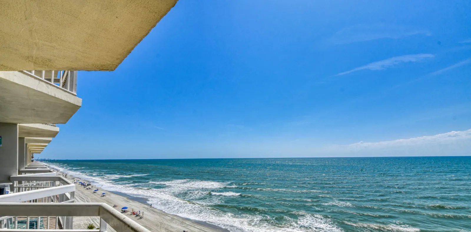 Water's Edge 709 photo 1