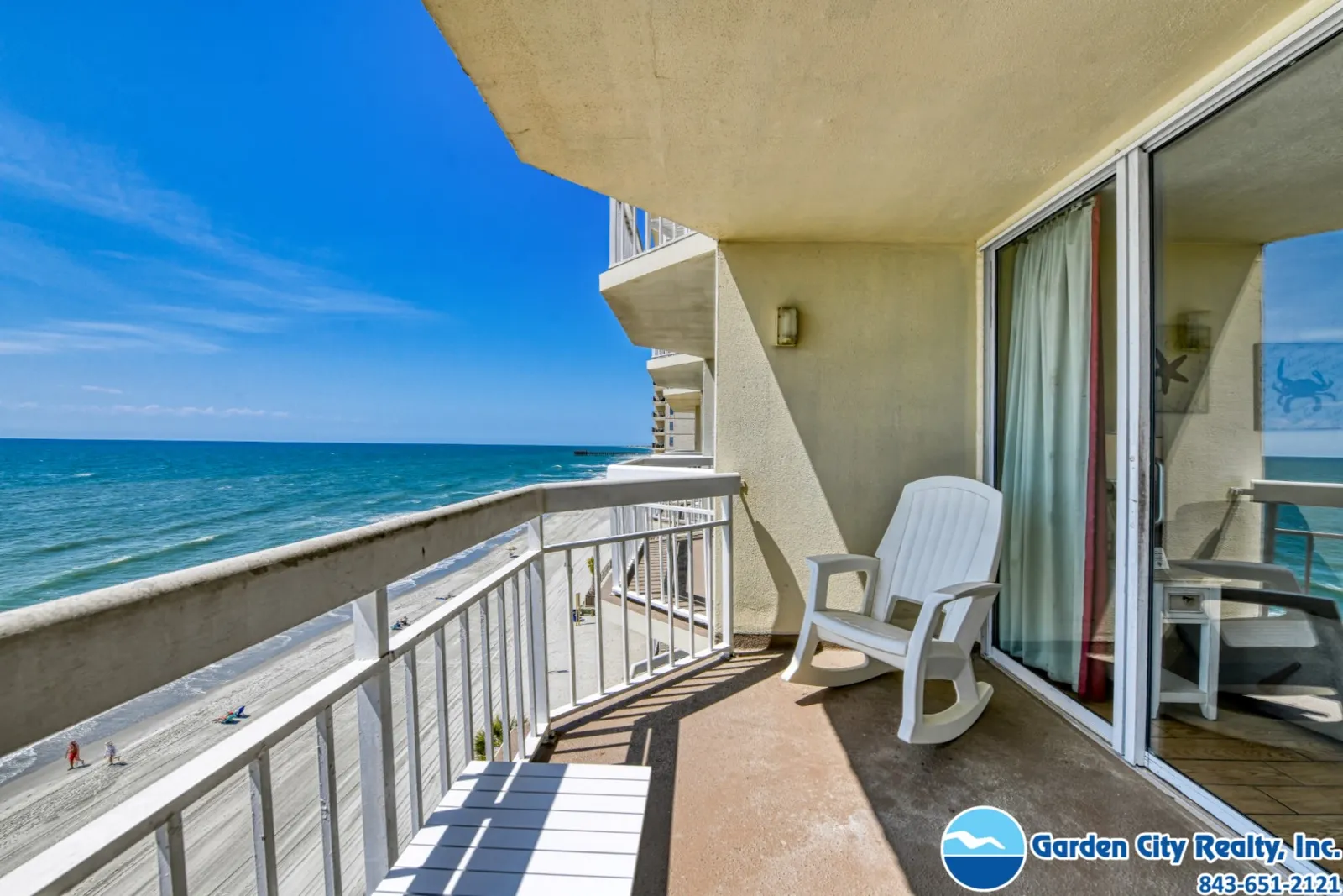 Water's Edge 709 photo 4
