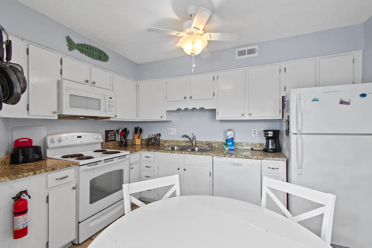 After Deck, Unit 201 photo 13