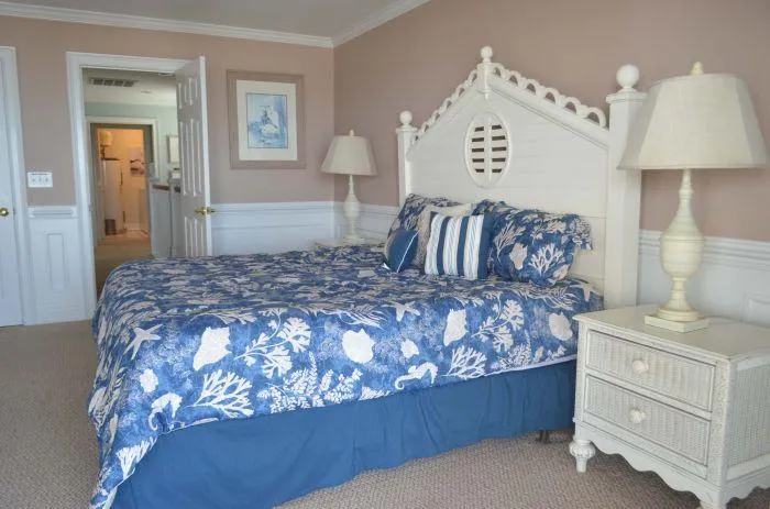 Surfside 6 photo 15