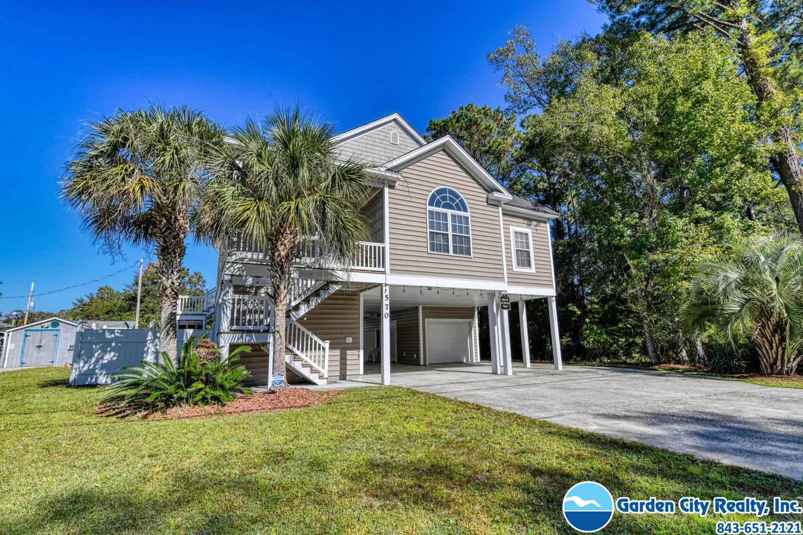 570 Vista Drive photo 3