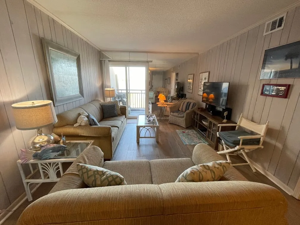 Inlet Pointe 37 photo 5