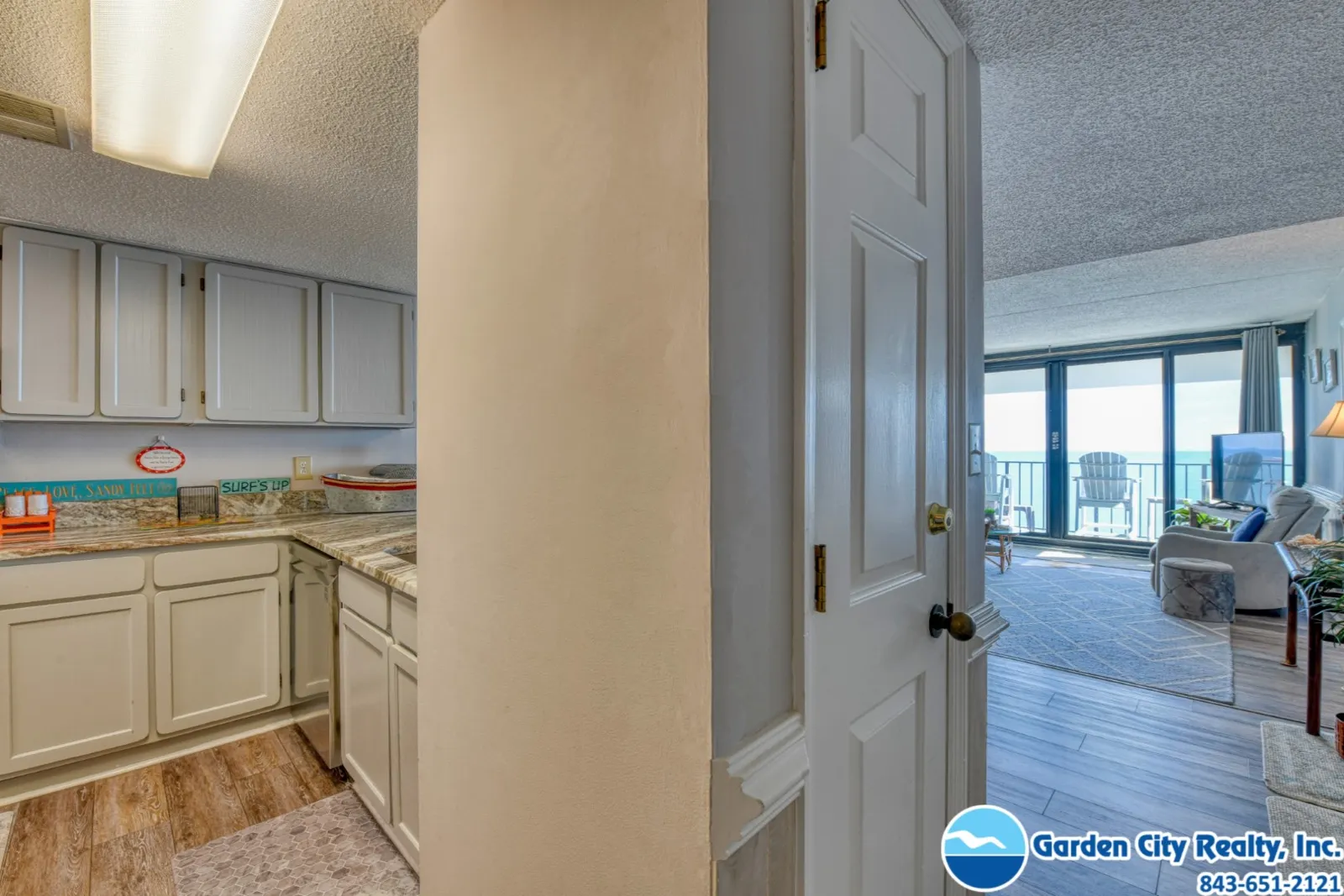 Horizon East Penthouse C photo 3
