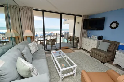 Royal Garden Resort 111