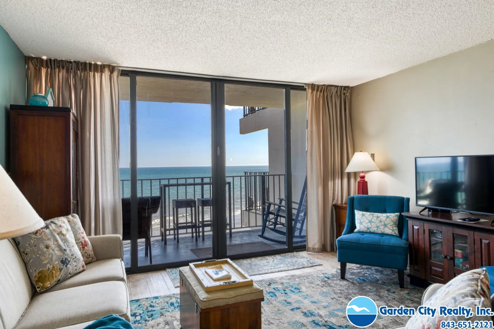 Royal Garden Resort 702 photo 10