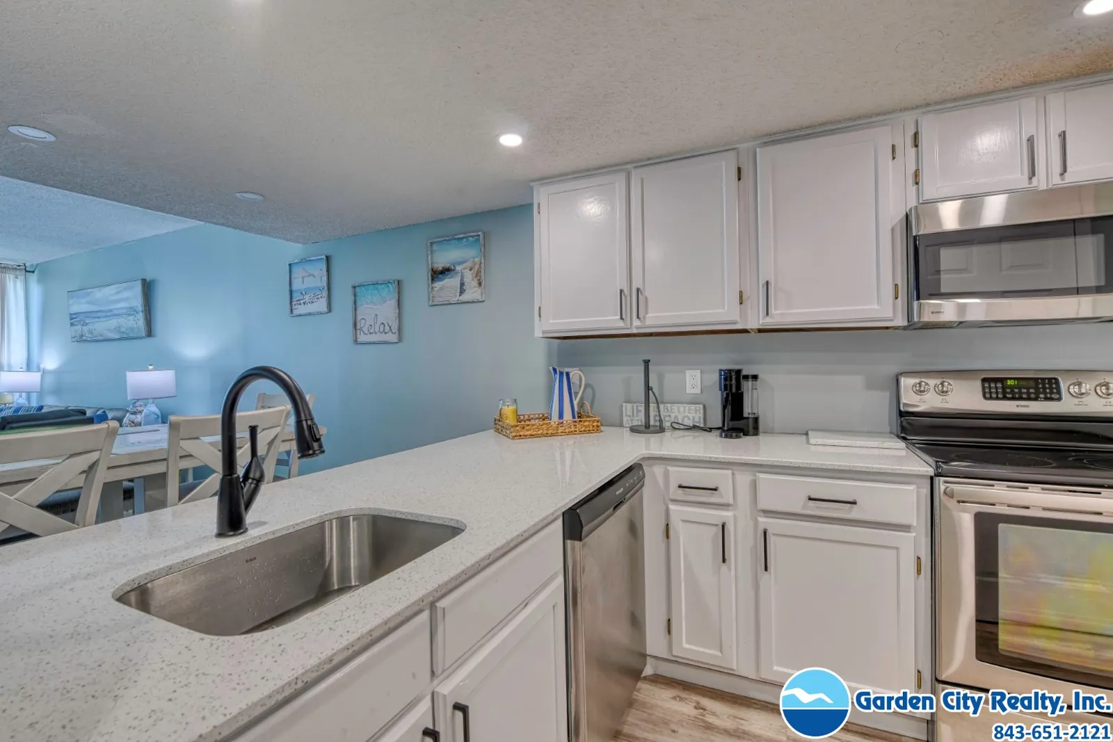 Horizon East 602 photo 13