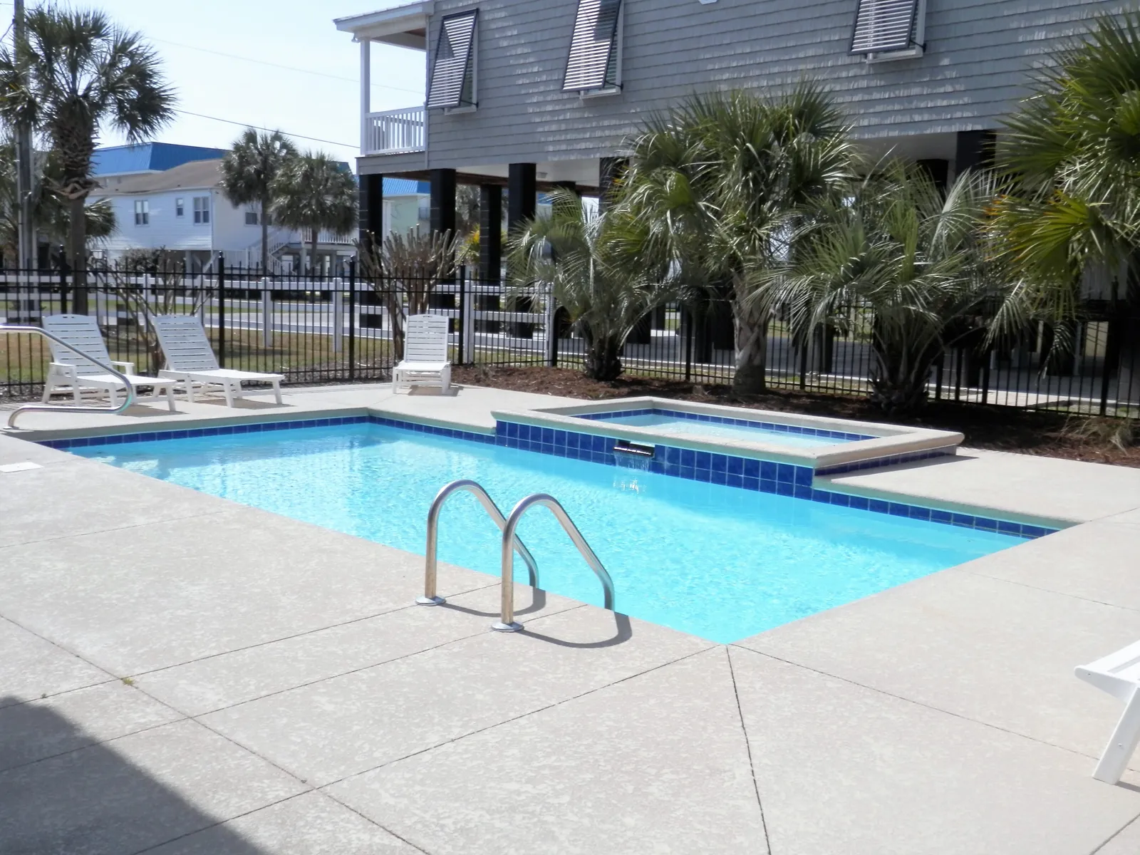 Crenson Beach, 507 N. Waccamaw Drive, Garden City Beach photo 9