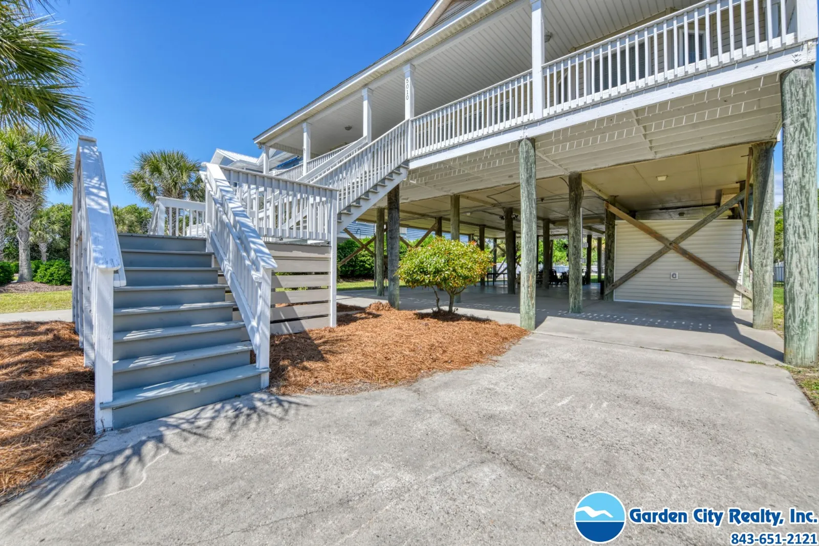Lollipops Beach House photo 12