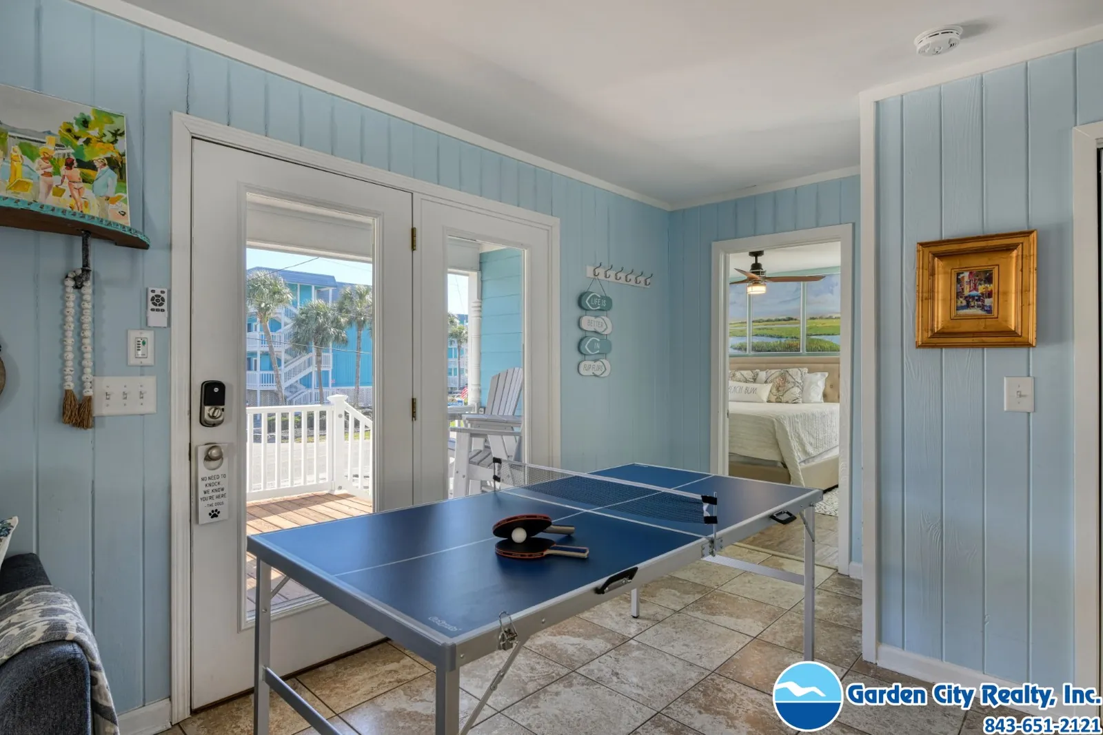 Blue Crush photo 16