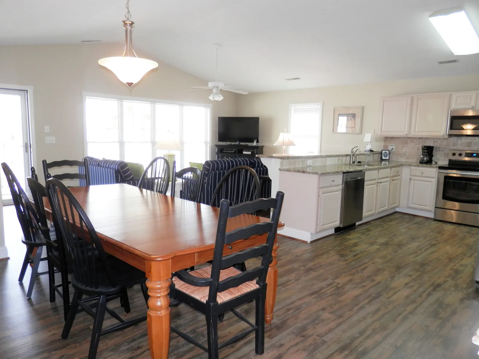 Crenson Beach, 507 N. Waccamaw Drive, Garden City Beach photo 18