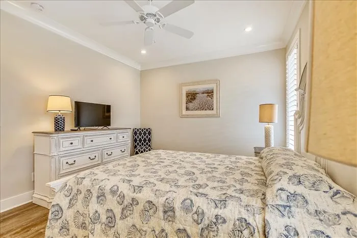 Marlie's Retreat, 121 Yaupon Ave Garden City, SC 29576 photo 24