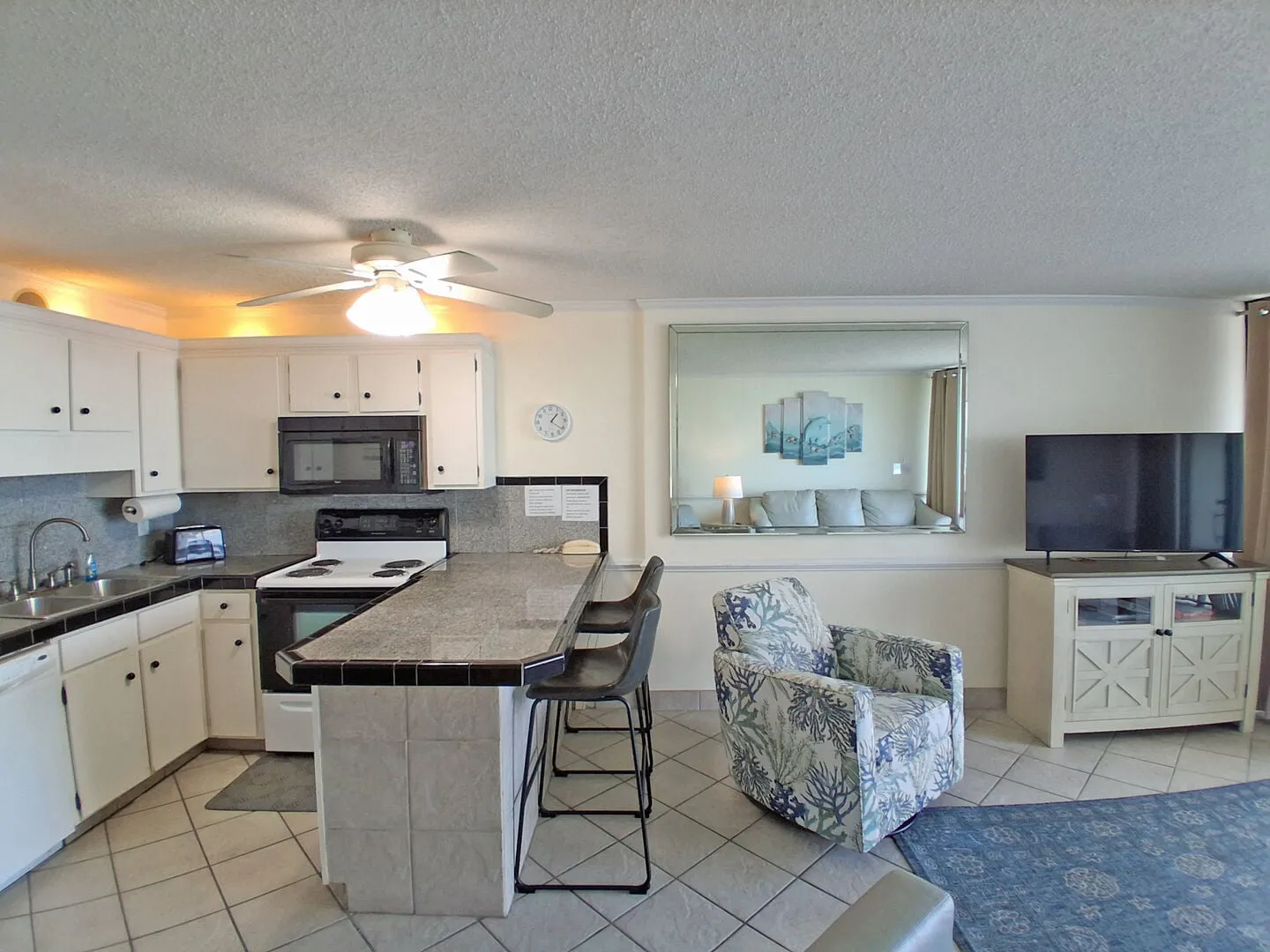 Royal Garden Resort 710 photo 7
