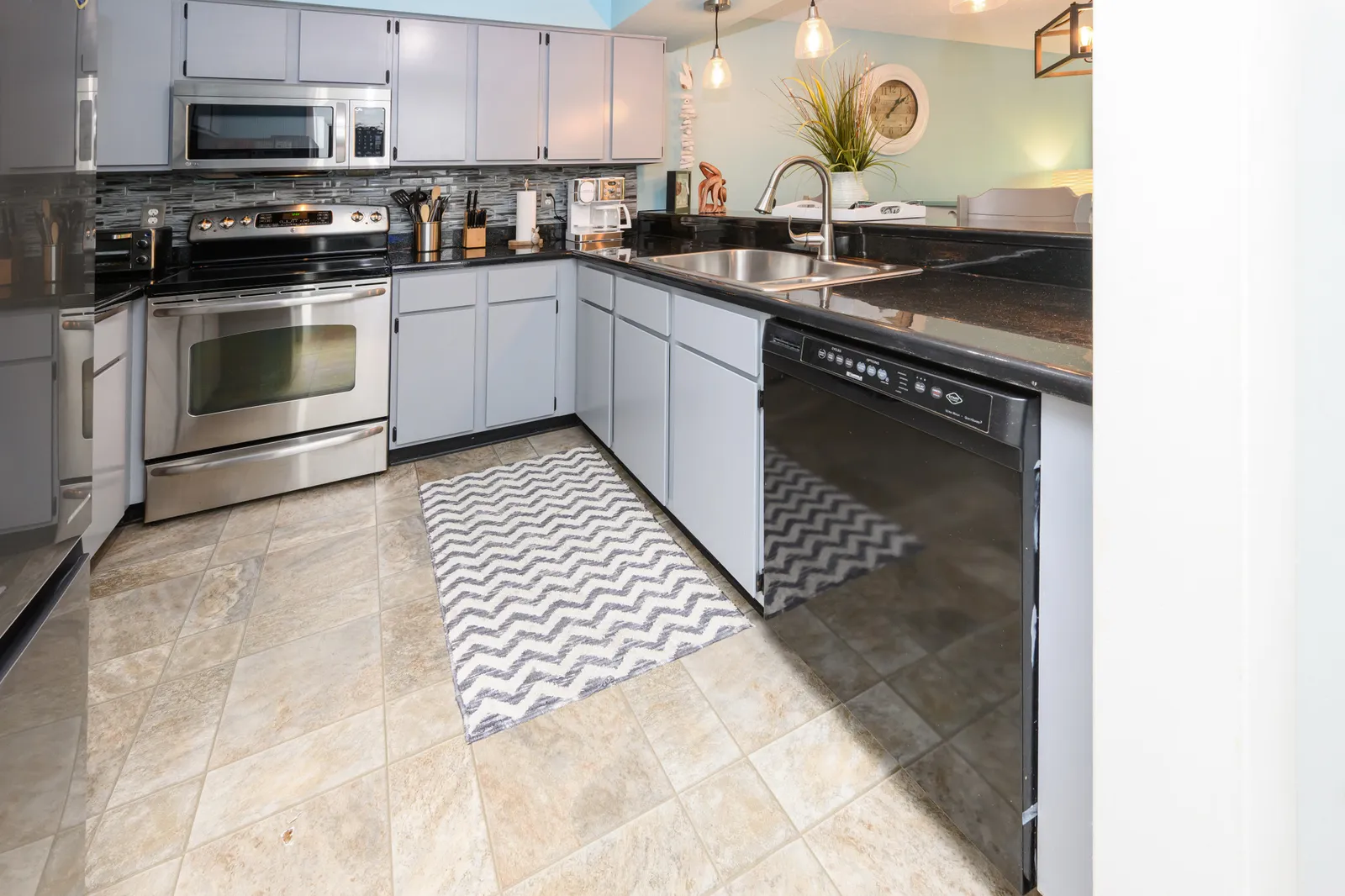 Sea Grove 202 photo 2