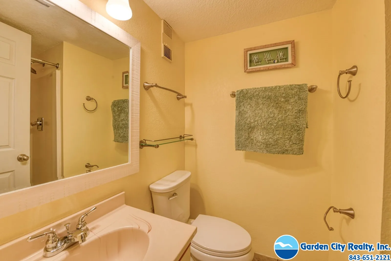 Water's Edge 708 photo 14