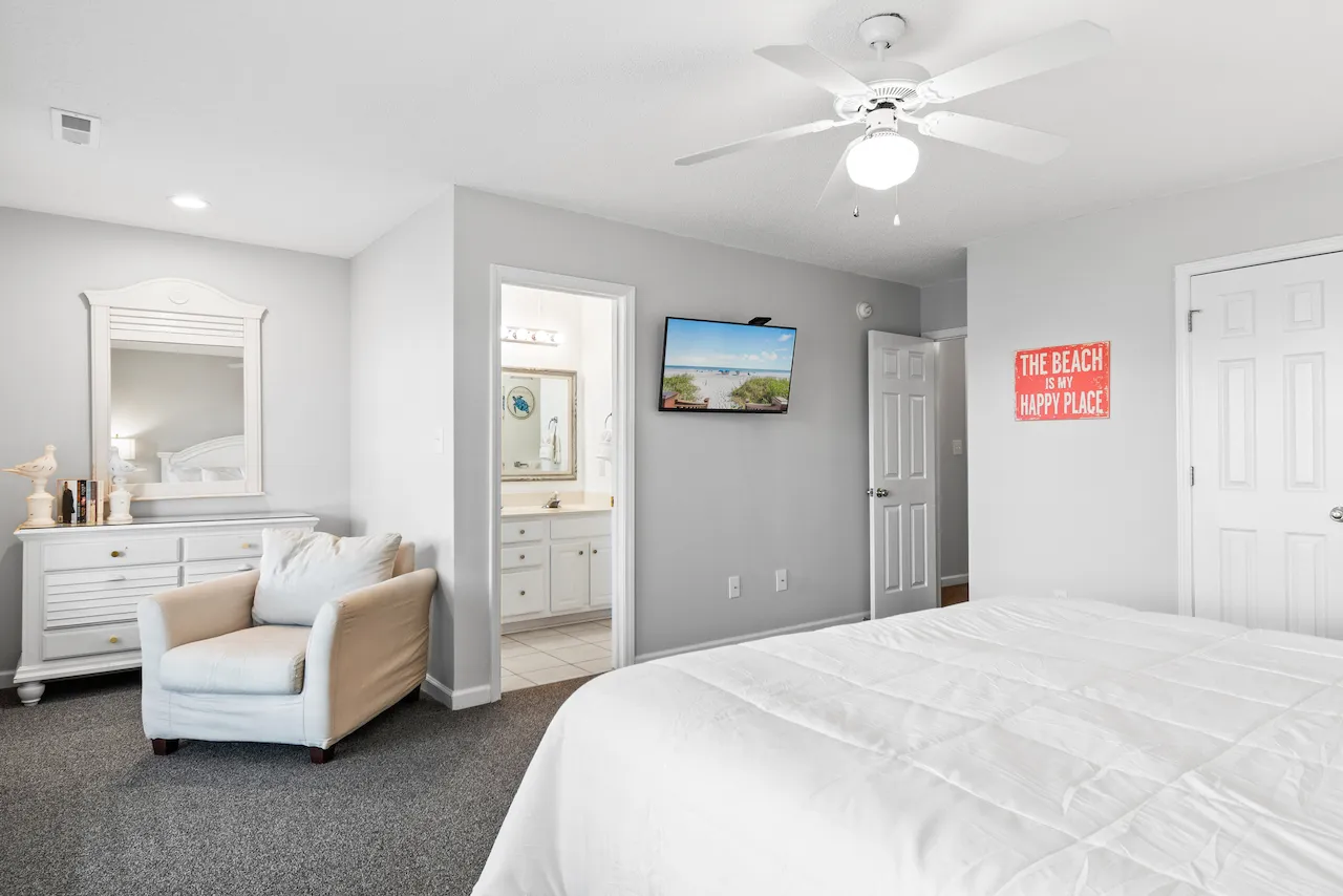 Ocean Quarters, Unit B photo 16