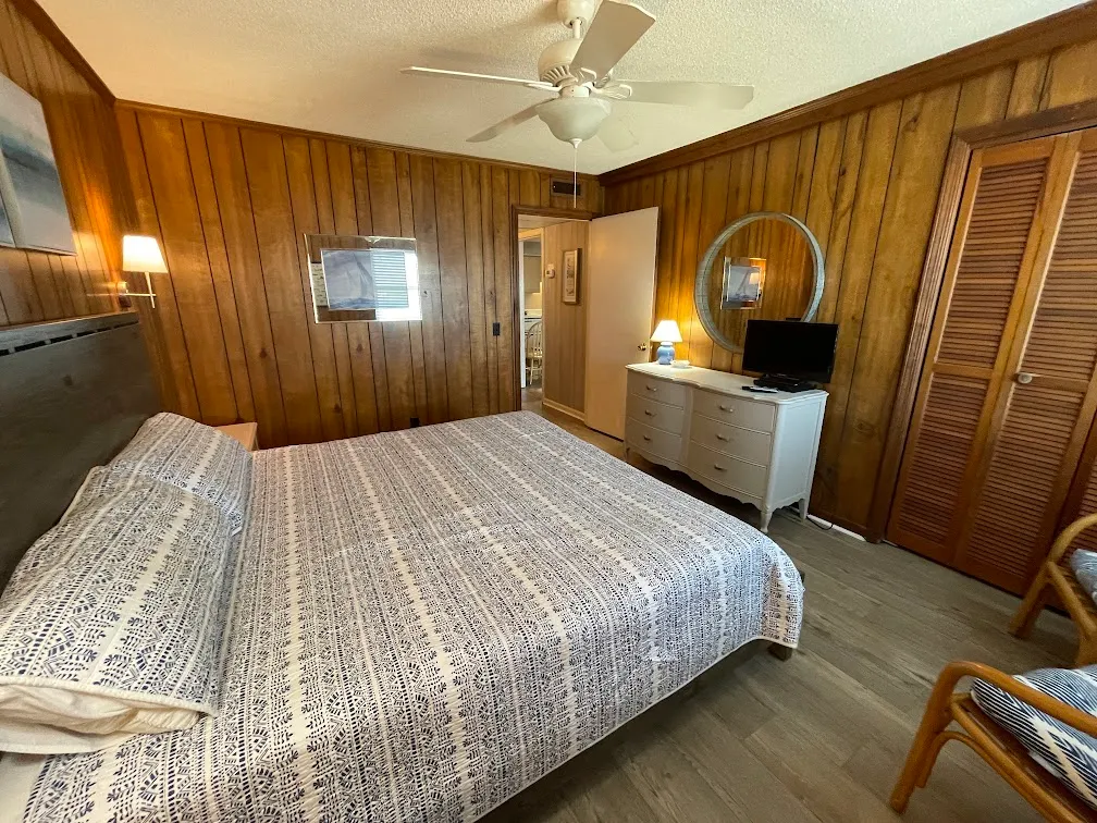 Inlet Pointe 37 photo 13