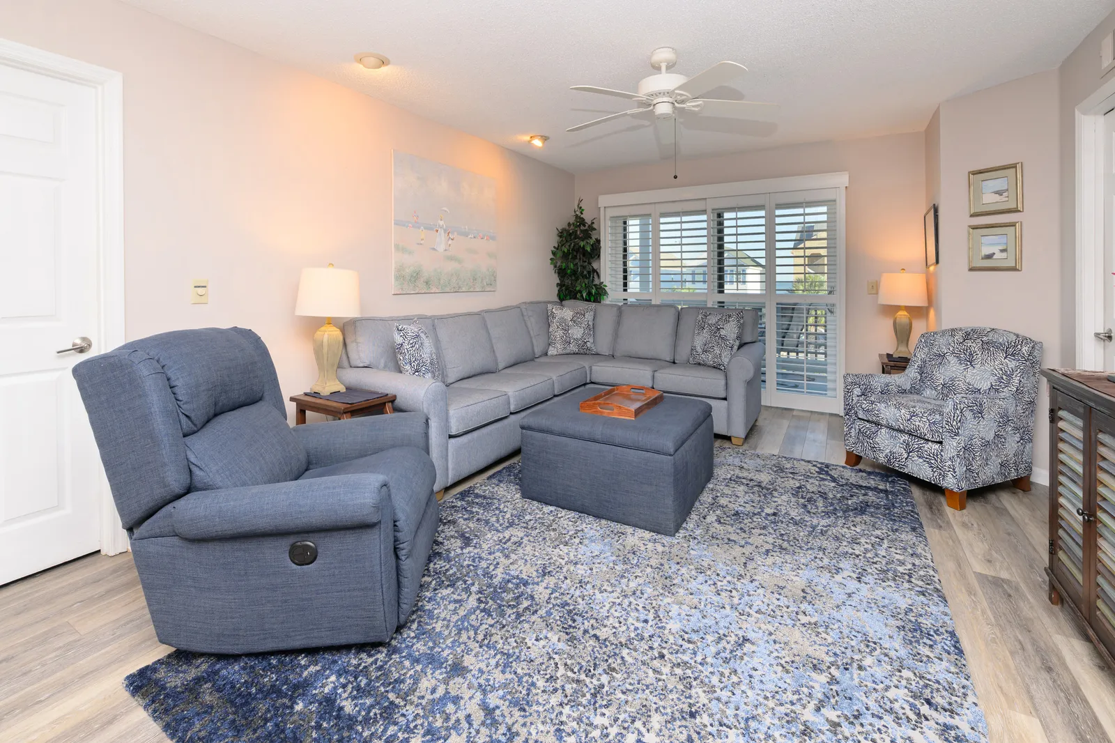 Islander I2 photo 9
