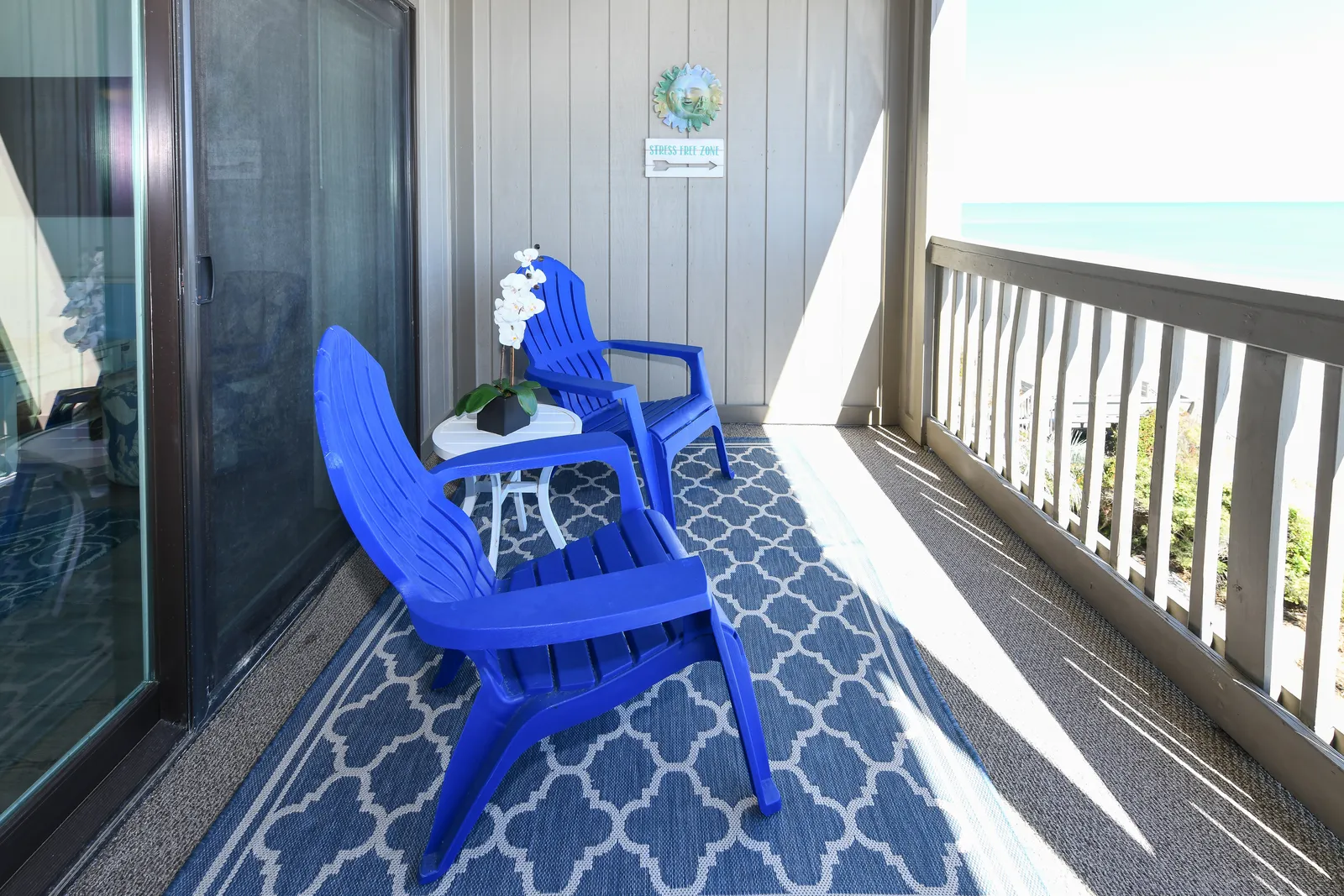 Sea Shadow 305 photo 9