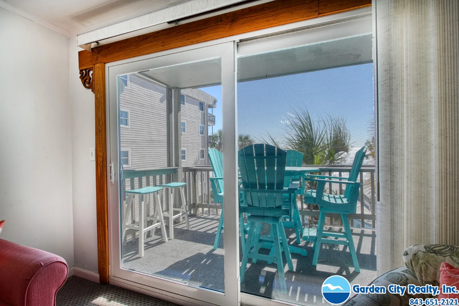 Sea Master 211 photo 10