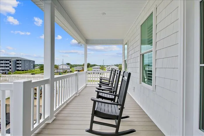 Marlie's Retreat, 121 Yaupon Ave Garden City, SC 29576 photo 13