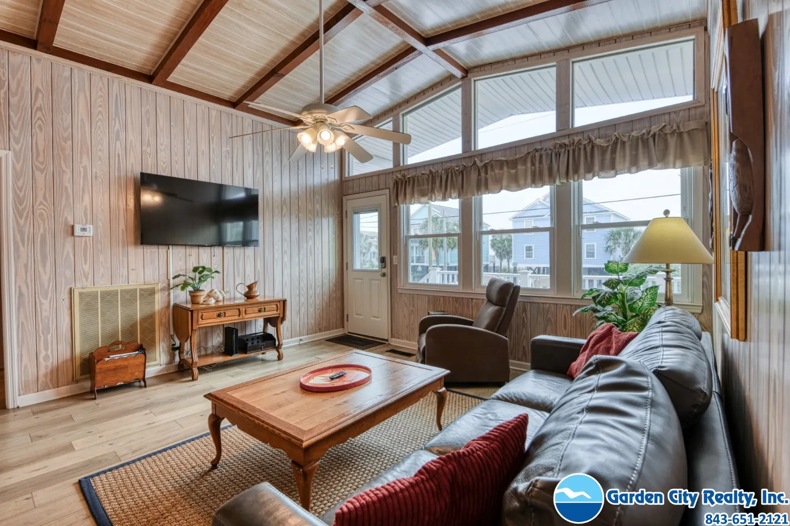 IR House photo 10