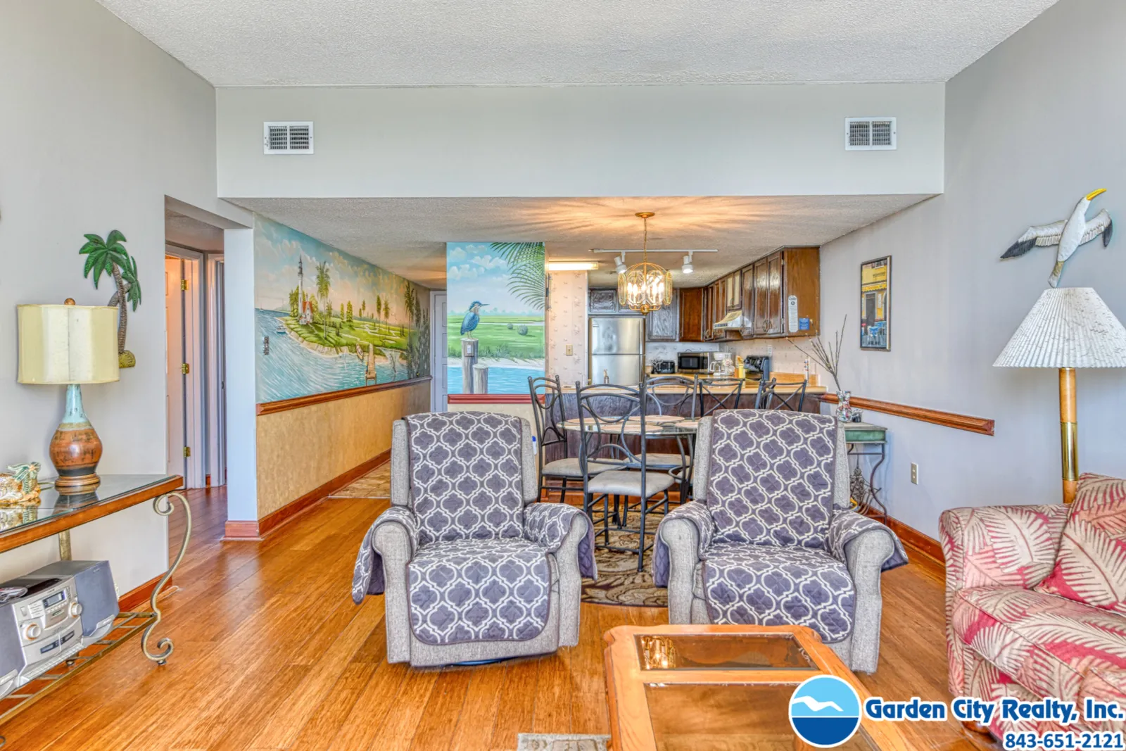 Horizon East 804 photo 6