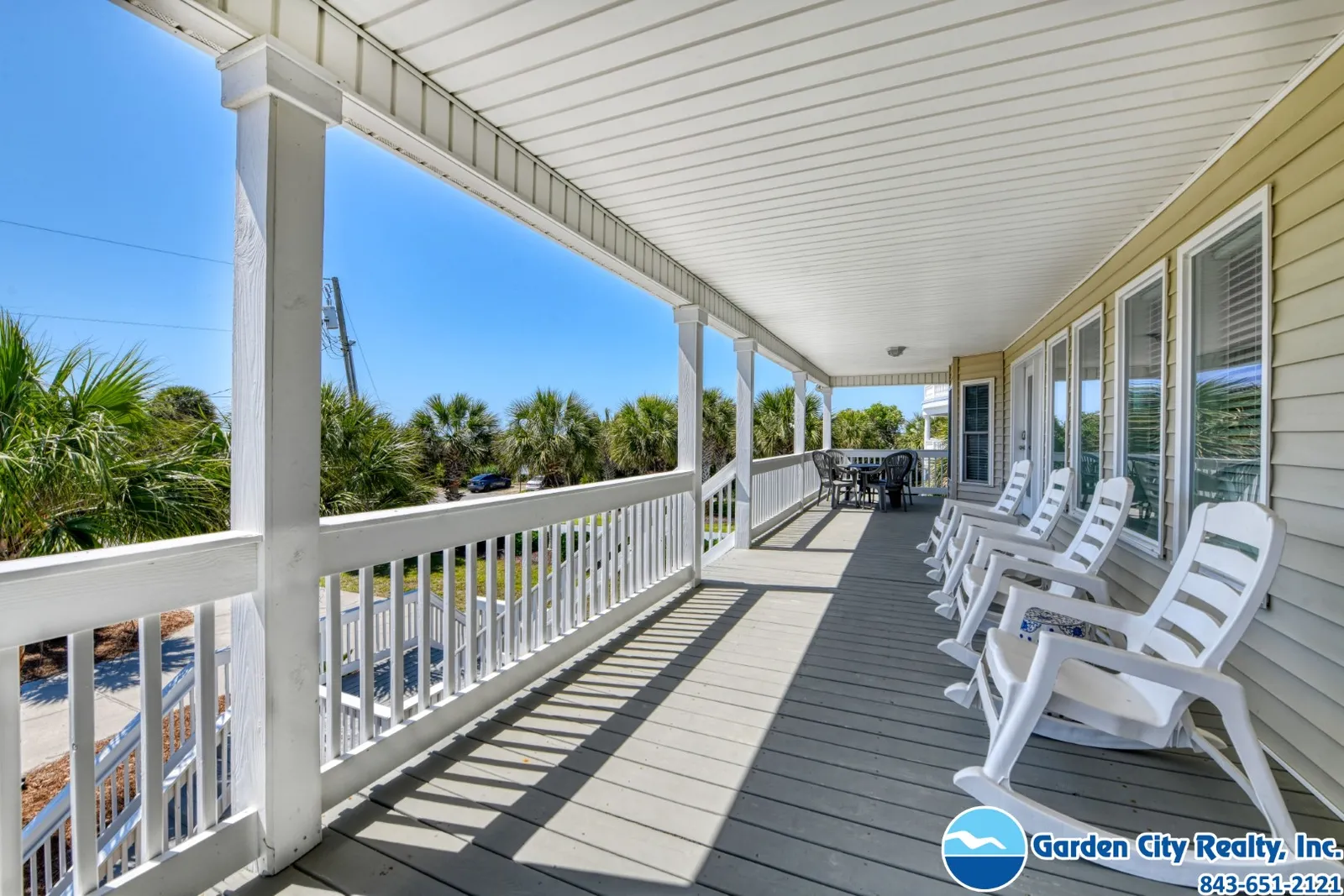 Lollipops Beach House photo 15