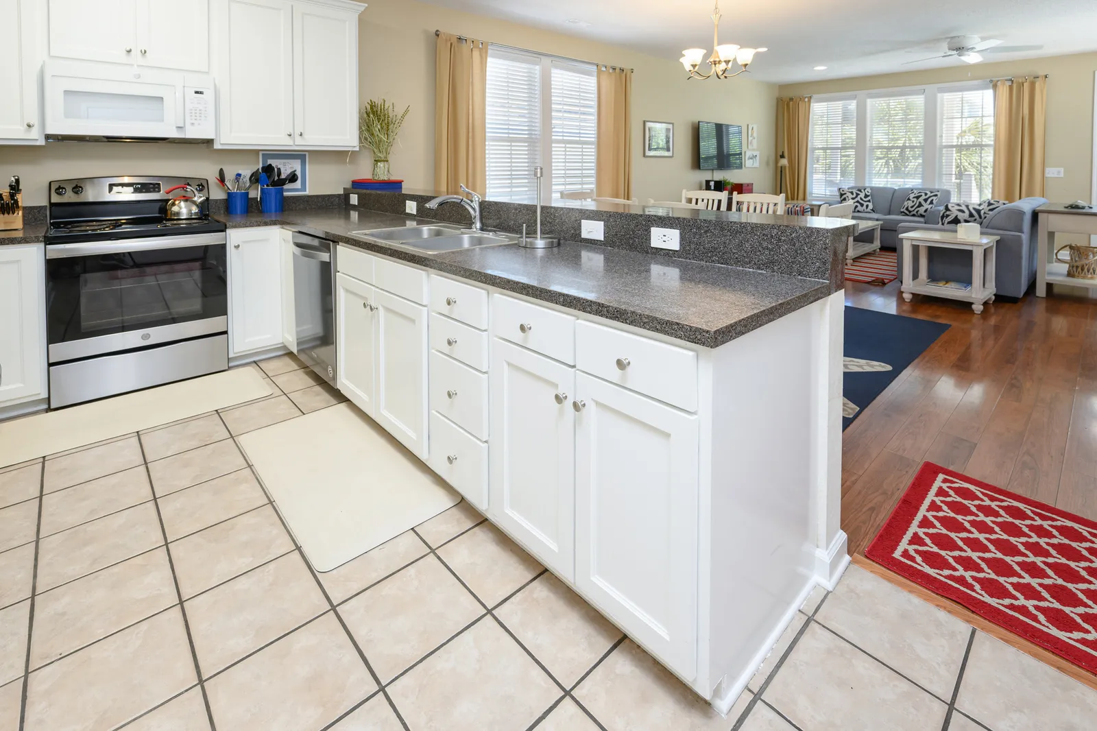 Portobello III Unit 20 photo 3