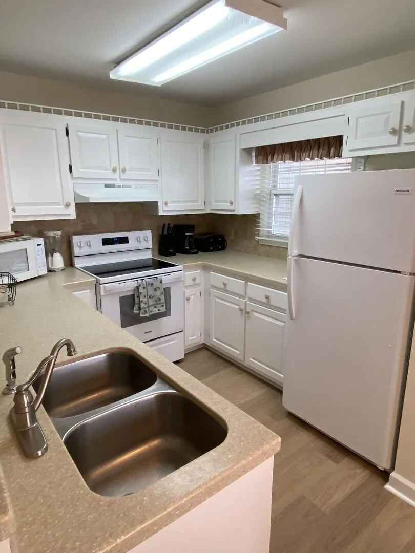 Admirals Quarters II 10 photo 10