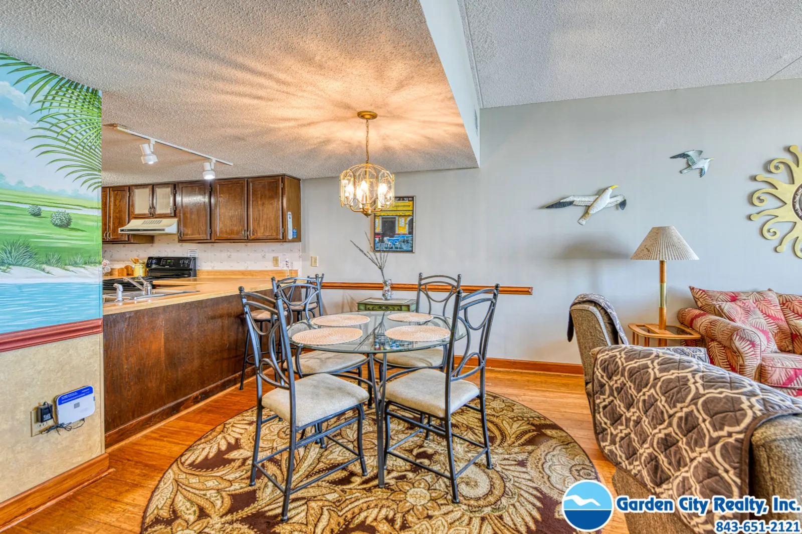 Horizon East 804 photo 10