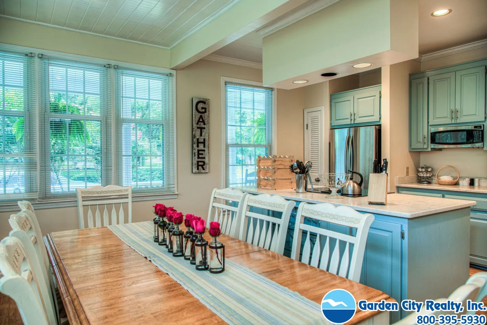 Cozy Coastal Cottage photo 10