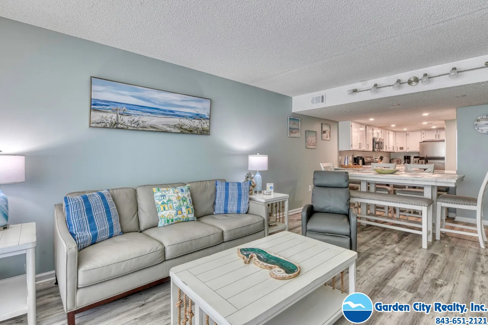 Horizon East 602 photo 9