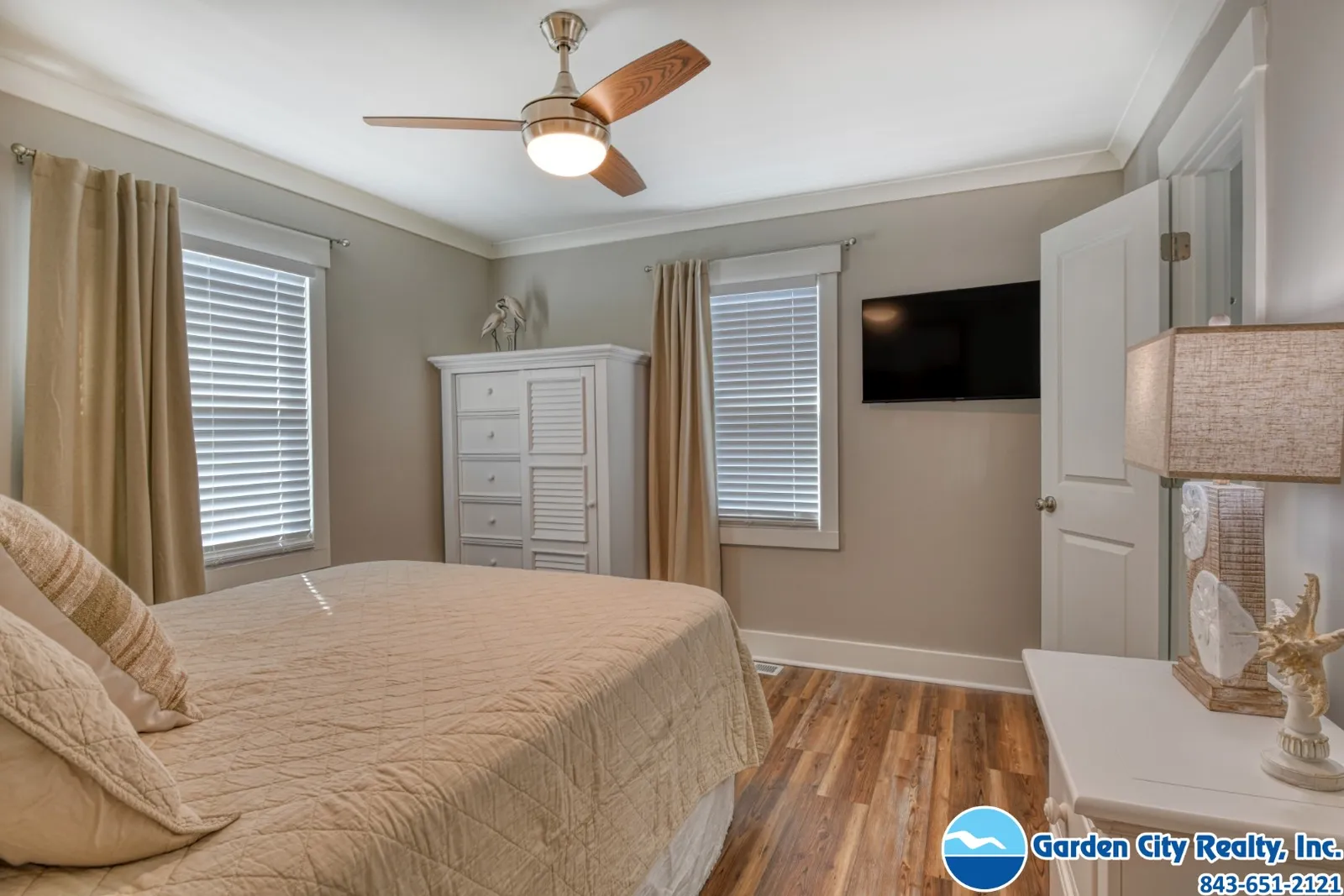D-D's Beach House photo 23