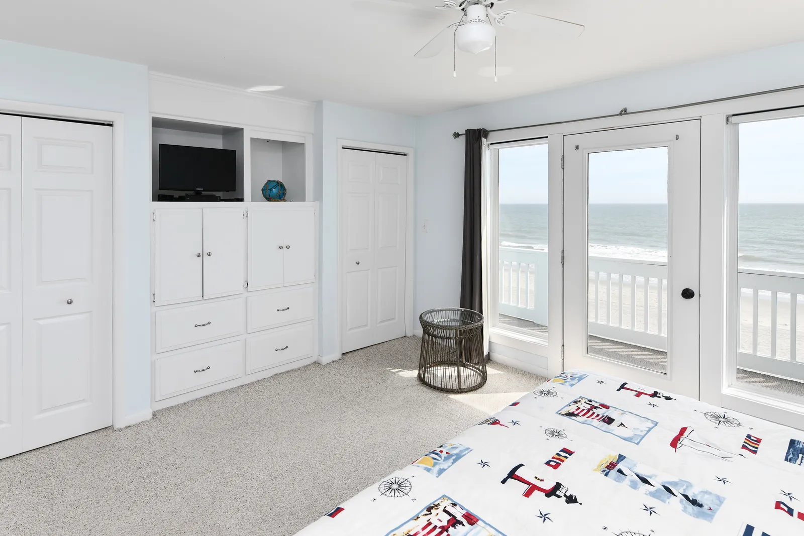 Ocean Six 604 photo 15