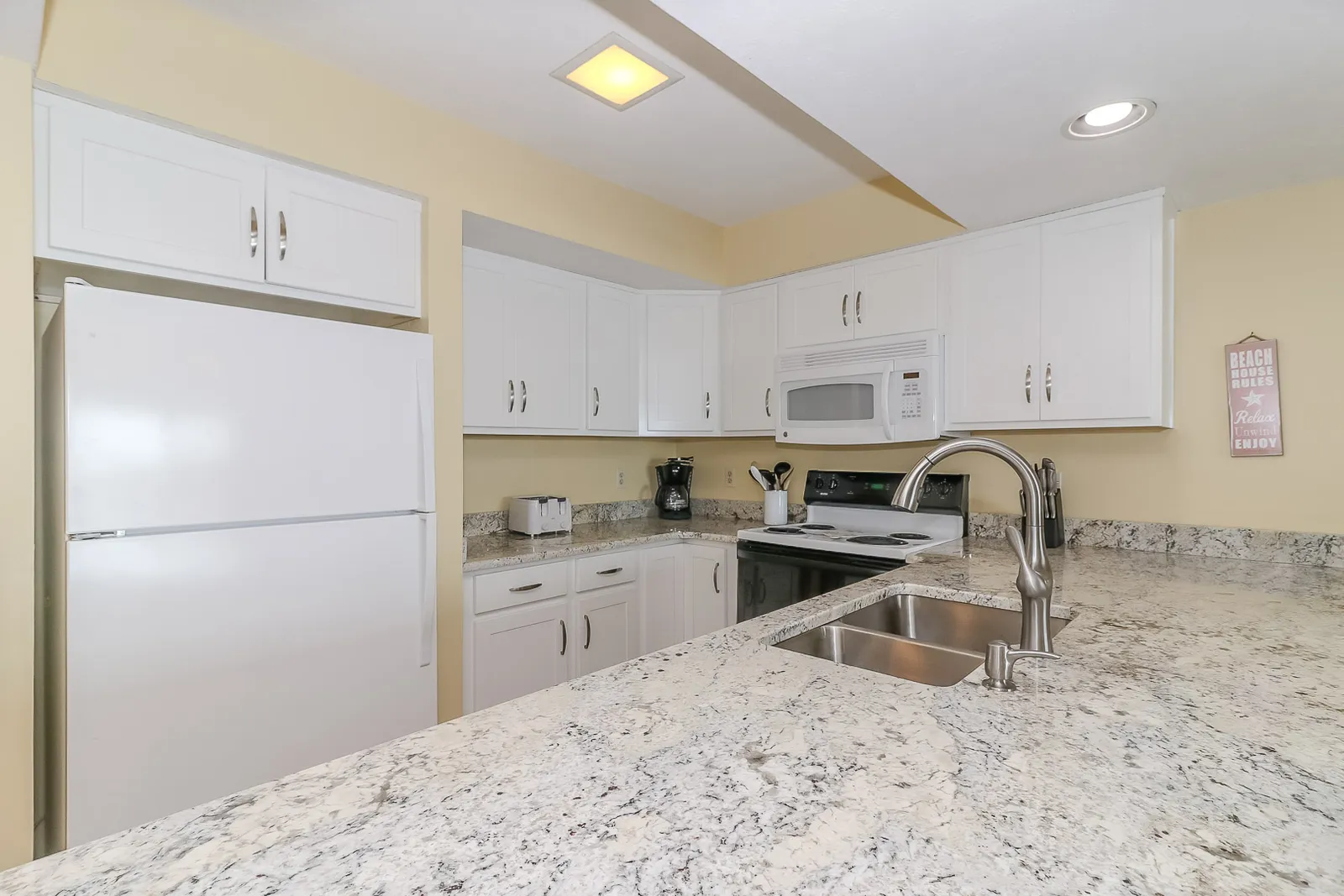 Surf Harbor, Unit 204 photo 7